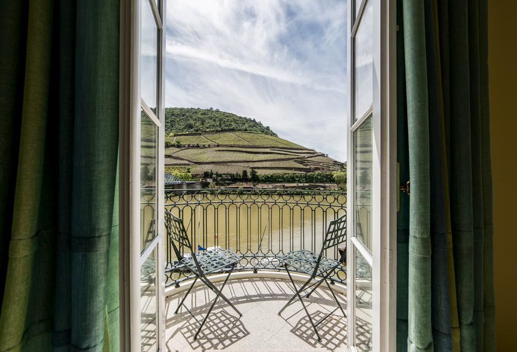 Hotel The Vintage House - Douro Pinhão Exteriér fotografie A view of the Moselle from the hotel