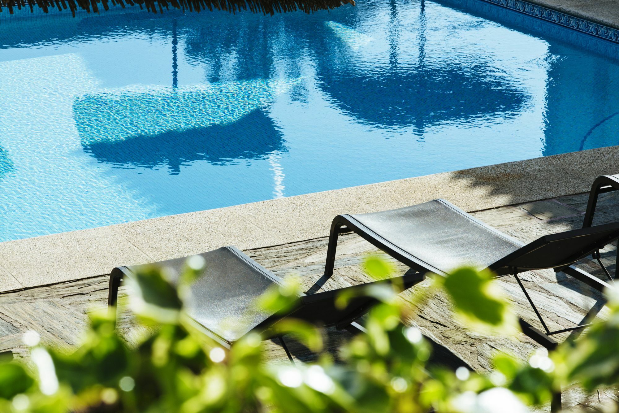 Hotel The Vintage House - Douro Pinhão Exteriér fotografie The swimming pool at the hotel